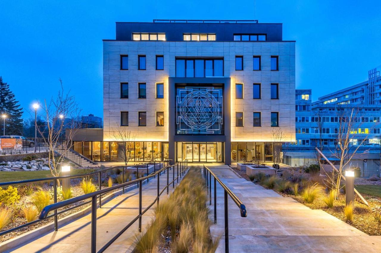 Raj Zdravia Hotel Bratislava Exterior photo